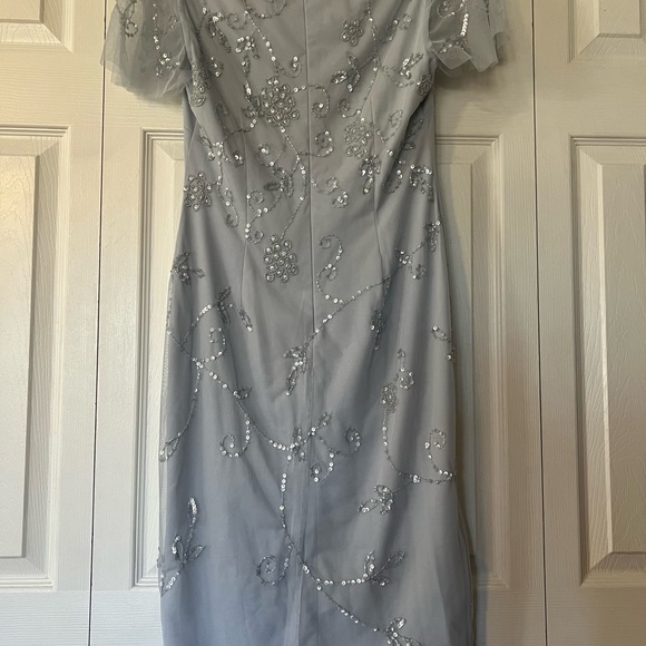 Papell studio by Adrianna Papell beaded dress size 6 , light blue - Picture 7 of 10